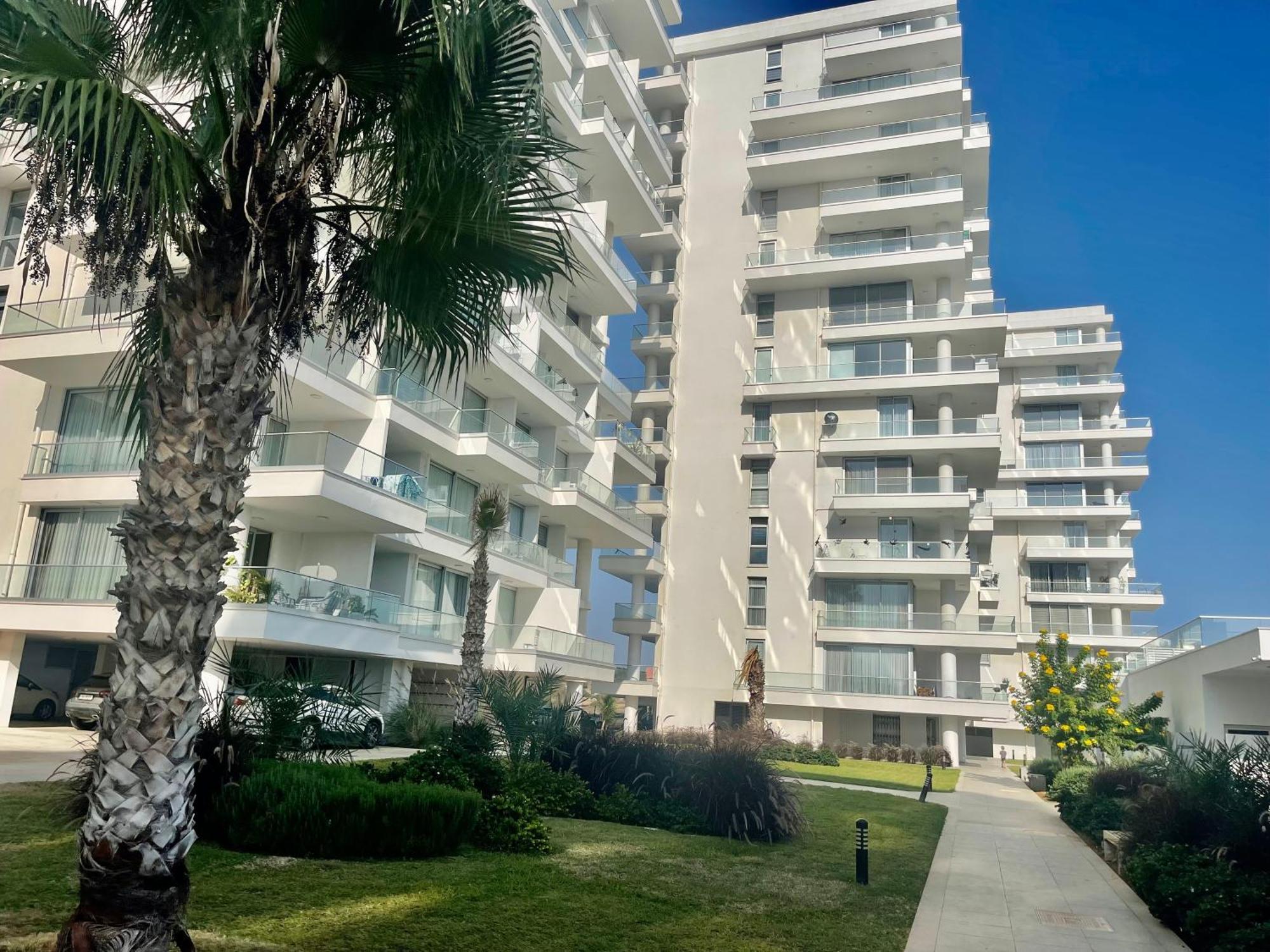 Sea View Suites By The Coast Famagusta  Exterior photo